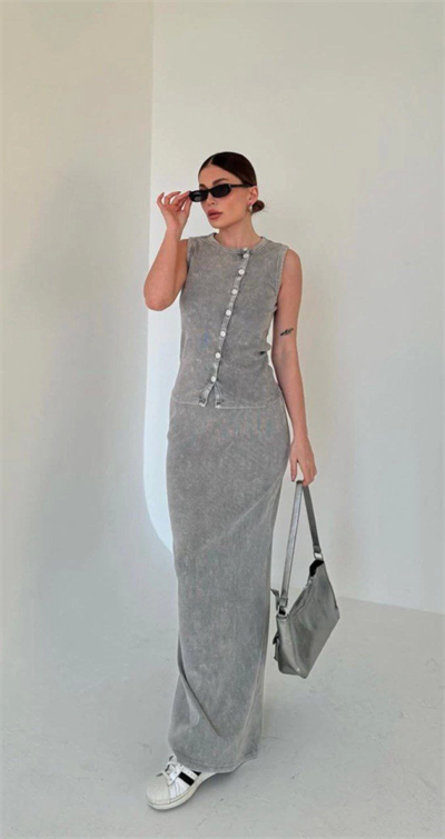 Uzun Etekli Önü Düğmeli Badi İkili Takım- Gri