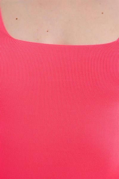 Uzun Kare Atlet - Neon Pembe