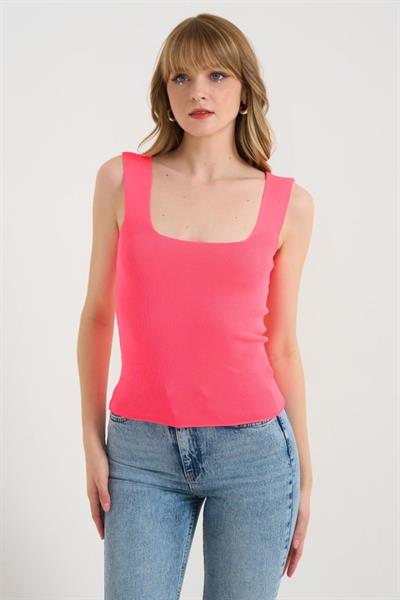 Uzun Kare Atlet - Neon Pembe