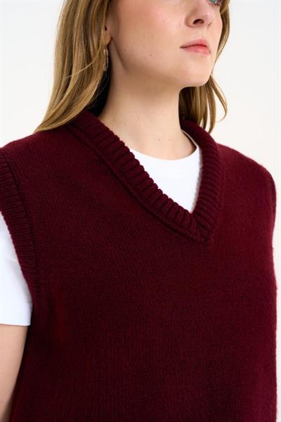 V Yaka Düz Süveter - Bordo