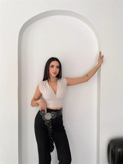 Vatkalı Kolsuz V Yaka Drapeli Crop Bluz Likralı Fit - Boyalı Gri