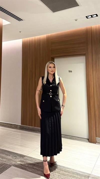 Vatkalı Yelek Etek İkili Takım