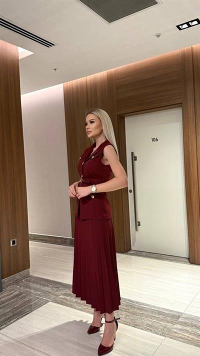 Vatkalı Yelek Etek İkili Takım