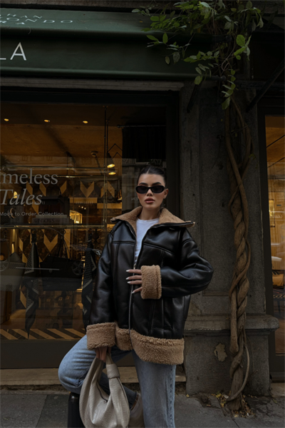 YAKA VE KOL MANŞET KÜRK DETAYLI DERİ MONT - Siyah-Taba