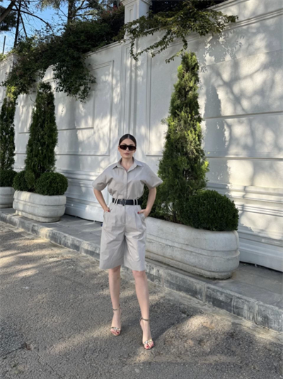 Yakalı Gömlek Kemerli Şortlu Takım - Gri