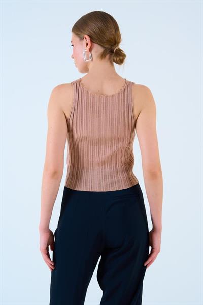 Yandan Verevli Atlet - Bej