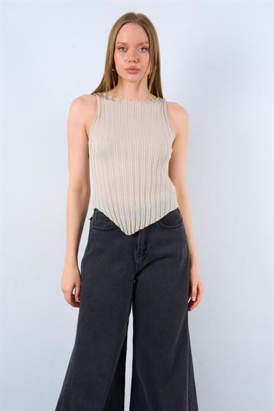 Yandan Verevli Atlet - Kum