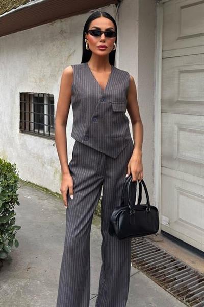 Yeleği Çapraz Detay Düğmeli Cepli Yelekli Takım 10150