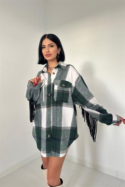 Yeşil Arkası Püsküllü Gömlek