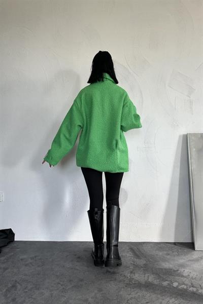 Yeşil Etiketli Pile Detaylı Ceket