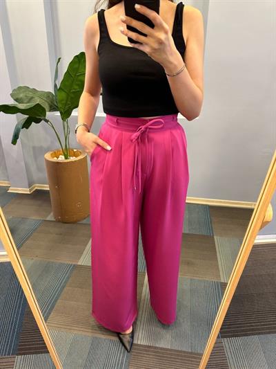 Yüksek Bel Kordon Detayli Pantolon