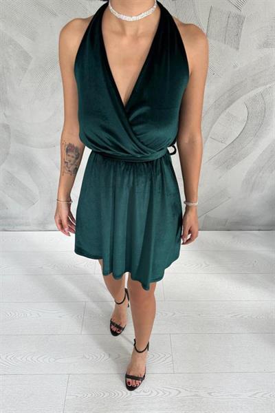 Zümrüt Boyundan Geçmeli Elbise