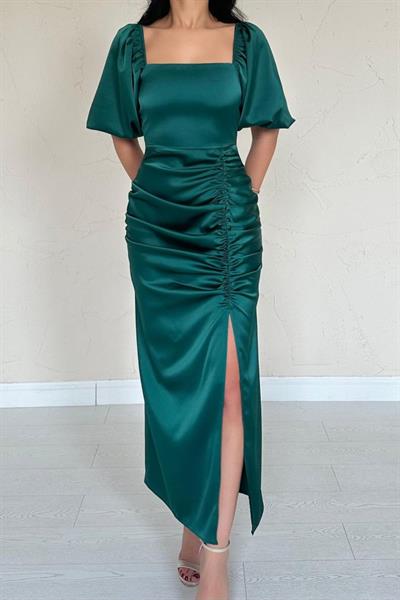 Zümrüt Büzgülü Saten Elbise