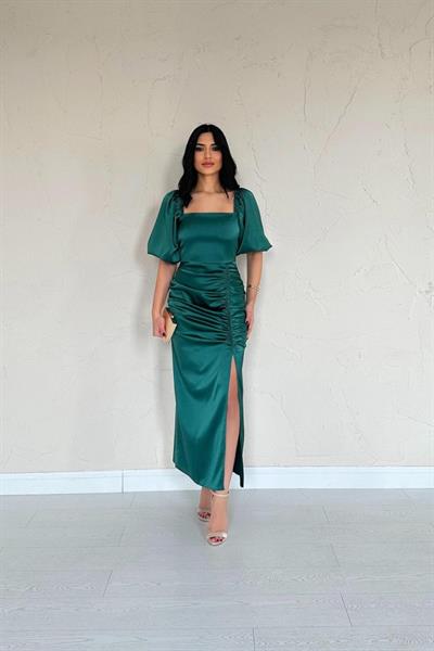 Zümrüt Büzgülü Saten Elbise