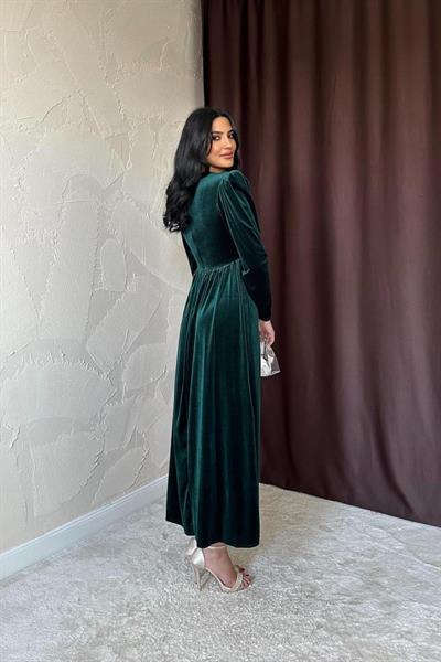 Zümrüt Göğüs Altı Taşlı Elbise