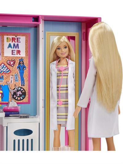 Barbie Barbie nin Rüya Gardırobu Barbie Bebek ve 25 ten Fazla Aksesuar İle