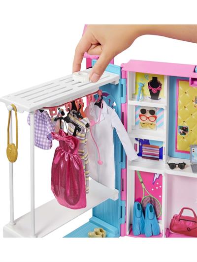 Barbie Barbie nin Rüya Gardırobu Barbie Bebek ve 25 ten Fazla Aksesuar İle