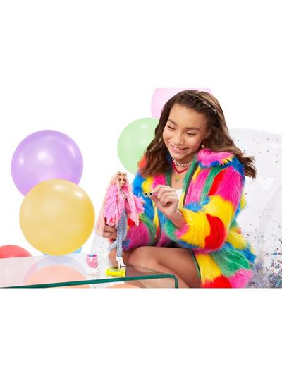 Barbie Extra - Pembe Ceketli; Unicorn Oyuncaklı Bebek