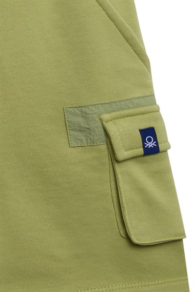 Benetton Erkek Çocuk Kargo Cepli Şort 4-14 Yaş Haki