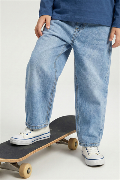 Dmb Erkek Çocuk Denim Pantolon 4-9 Yaş Açık Mavi
