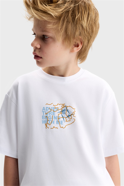 Nk Erkek Çocuk Adventure Tshirt 8-14 Yaş Ekru