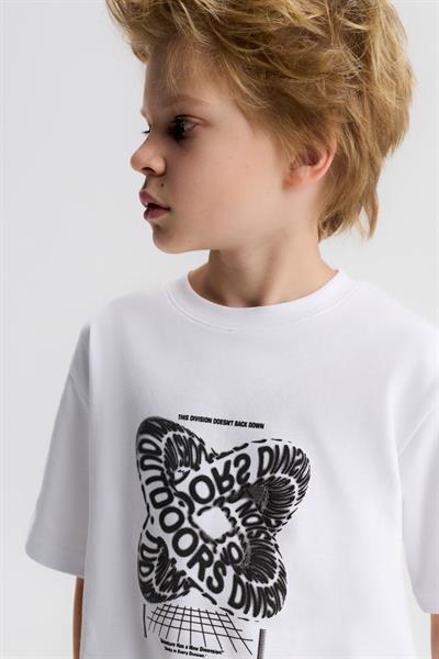 Nk Erkek Çocuk Back Down Tshirt 8-14 Yaş Beyaz-Siyah