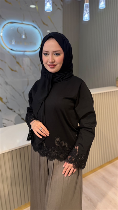 GHİSA GÜPÜR DETAYLI  BLUZ -SİYAH