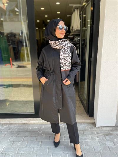 Leopar Atkı Detaylı Trençkot-Siyah