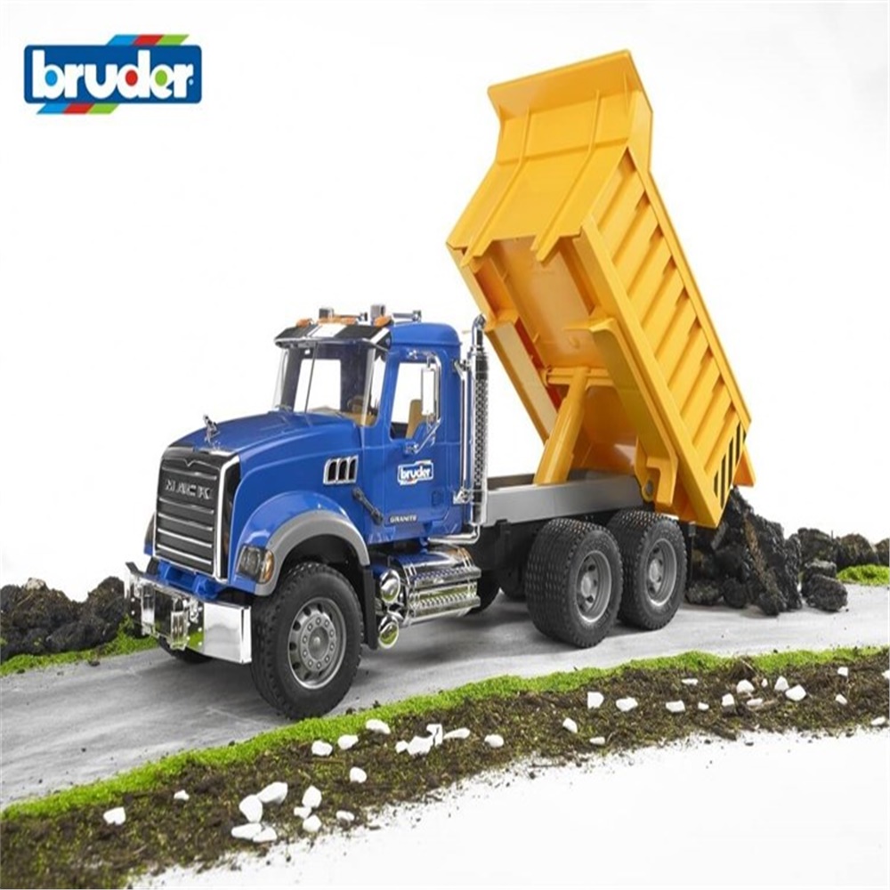 Bruder MACK Granite Damperli Kamyon