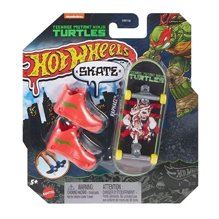 Hot Wheels Skate Temalı Parmak Kaykay ve Ayakkabı Paketleri HMY18-HVK33 Hot Wheels HVK33