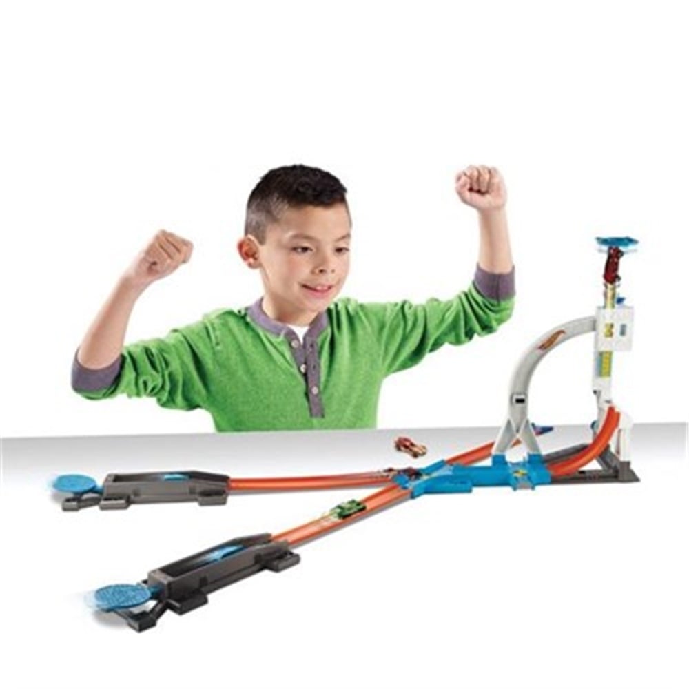 HOT WHEELS TRACK BUİLDER ÖZEL SETİ