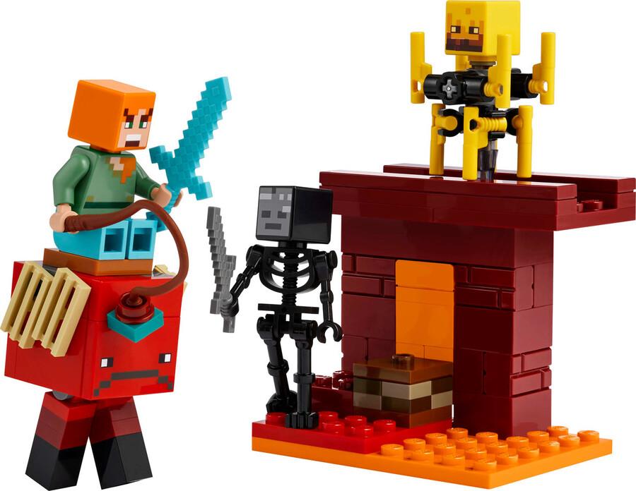 LEGO MINECRAFT NETHER LAV SAVASI 21266 Diğer LMN21266