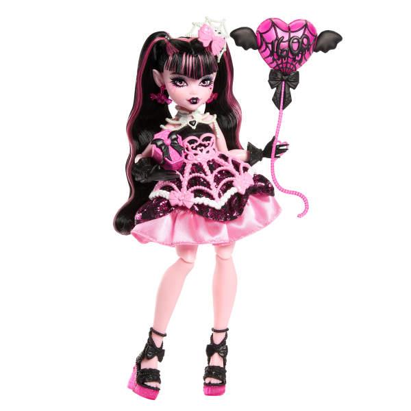 MONSTER HIGH HAVALI DOGUM GUNU SERISI DRACULAURA JBG73-JBG74 Diğer JBG74