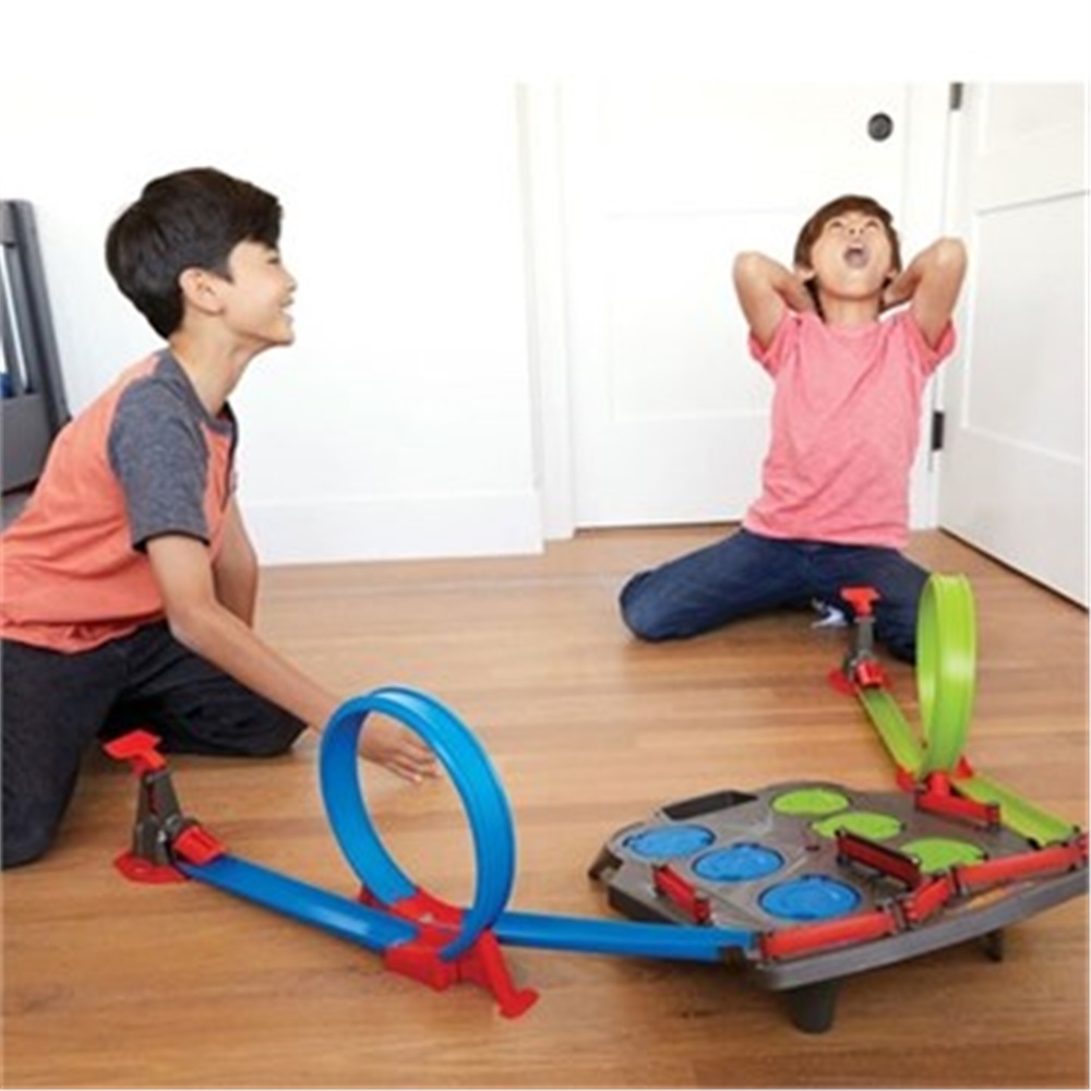 Hot Wheels Dev Çember Yarış Seti FDF27