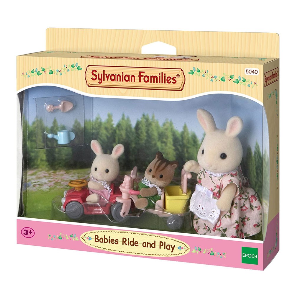 Sylvanian Families Bebekler Gezintide 5040 Sylvanian Families ESF5040