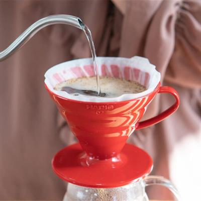 Hario V60 02 Dripper (Kırmızı Plastik)
