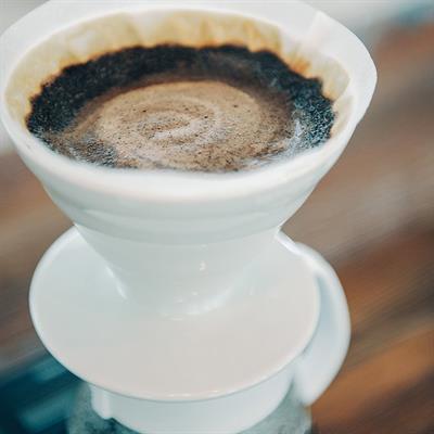 Hario V60 02 Seramik Dripper (Beyaz)