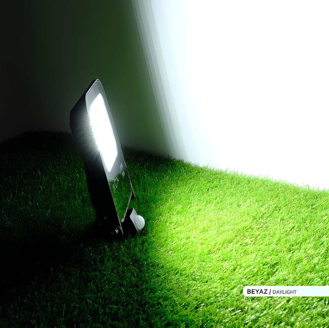Ack 30 Watt Sensörlü Led Projektör Beyaz Işık AT62-23032