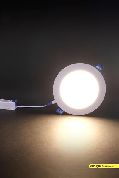 Ack 9 Watt Beyaz Kasa Sıva Altı Yuvarlak Led Panel Gün Işığı AP01-00900