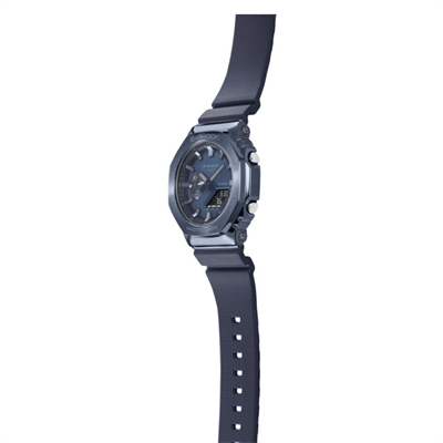 gm-2100n-2adr casio marka g-shock erkek kol saati