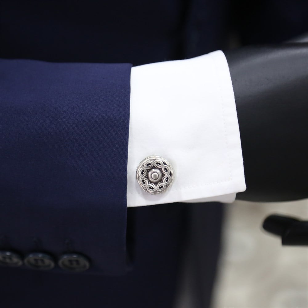 Geçmeli Kol Düğmesi 