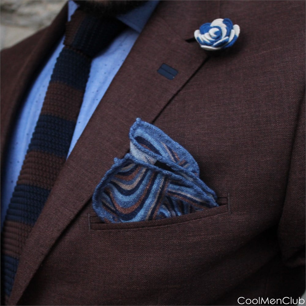 Çiçek Şekilli Broş