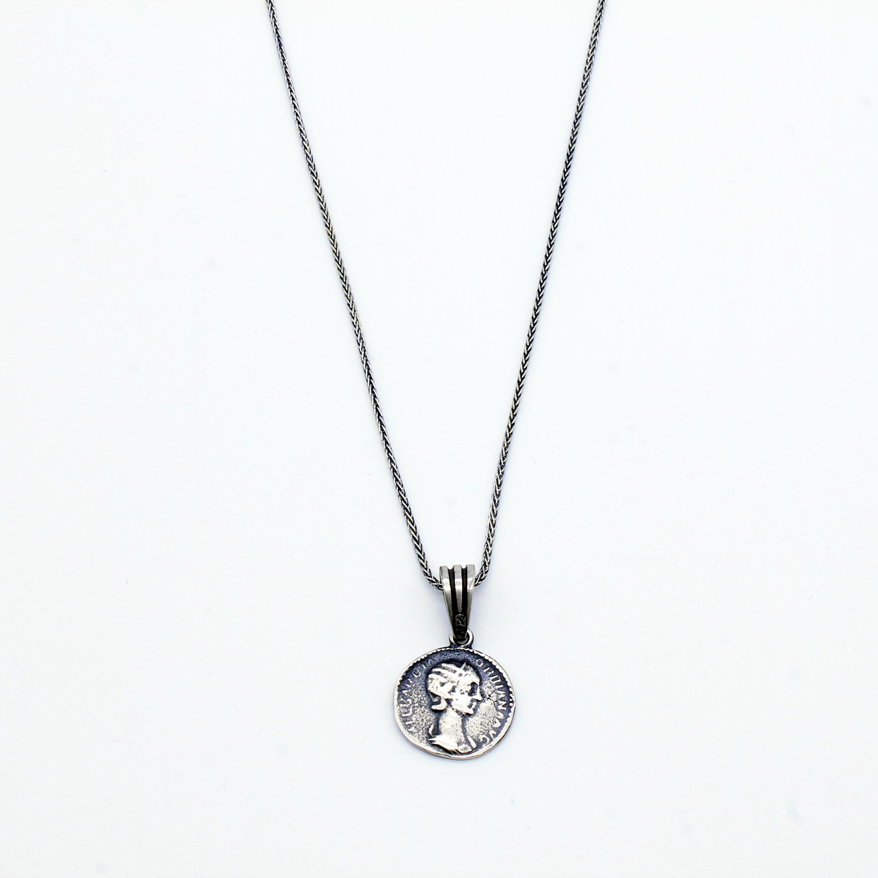 Eski Para Gümüş Kolye