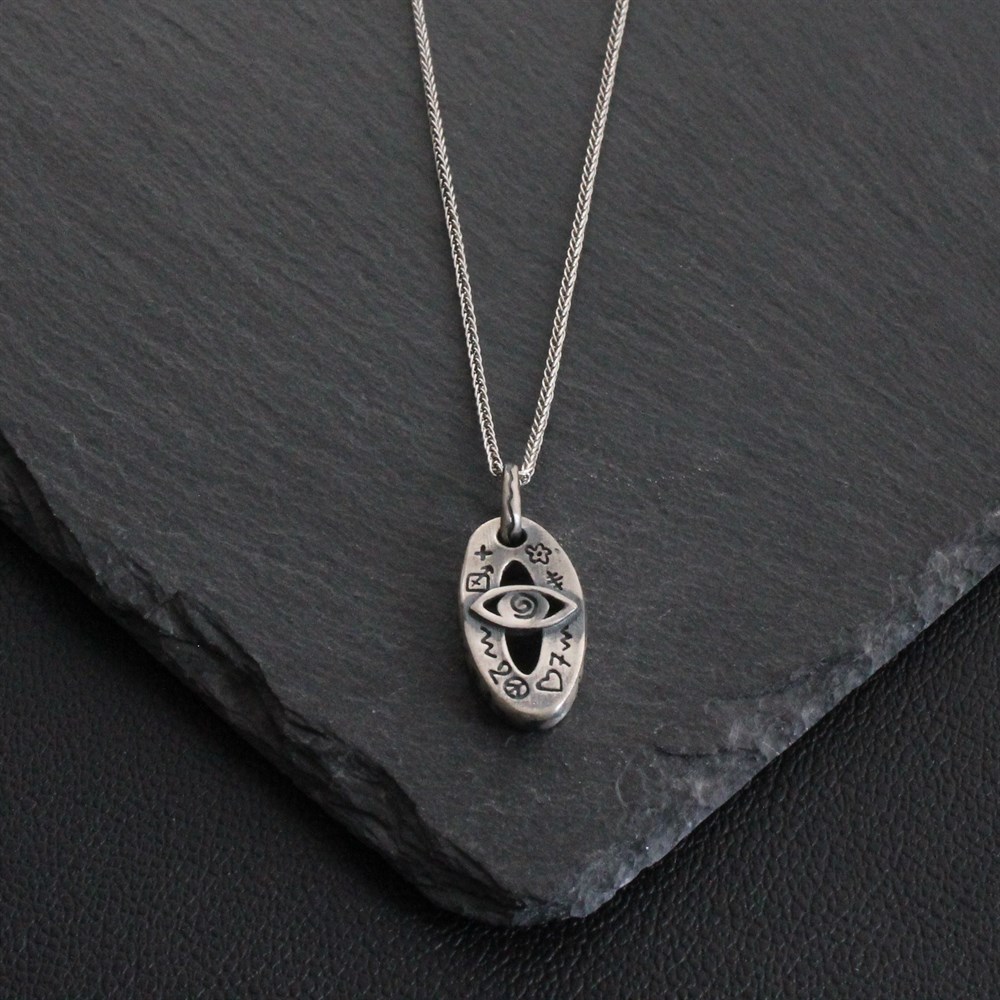 Eye of Horus Kolye