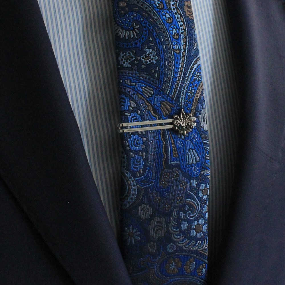 Figürlü Kravat İğnesi