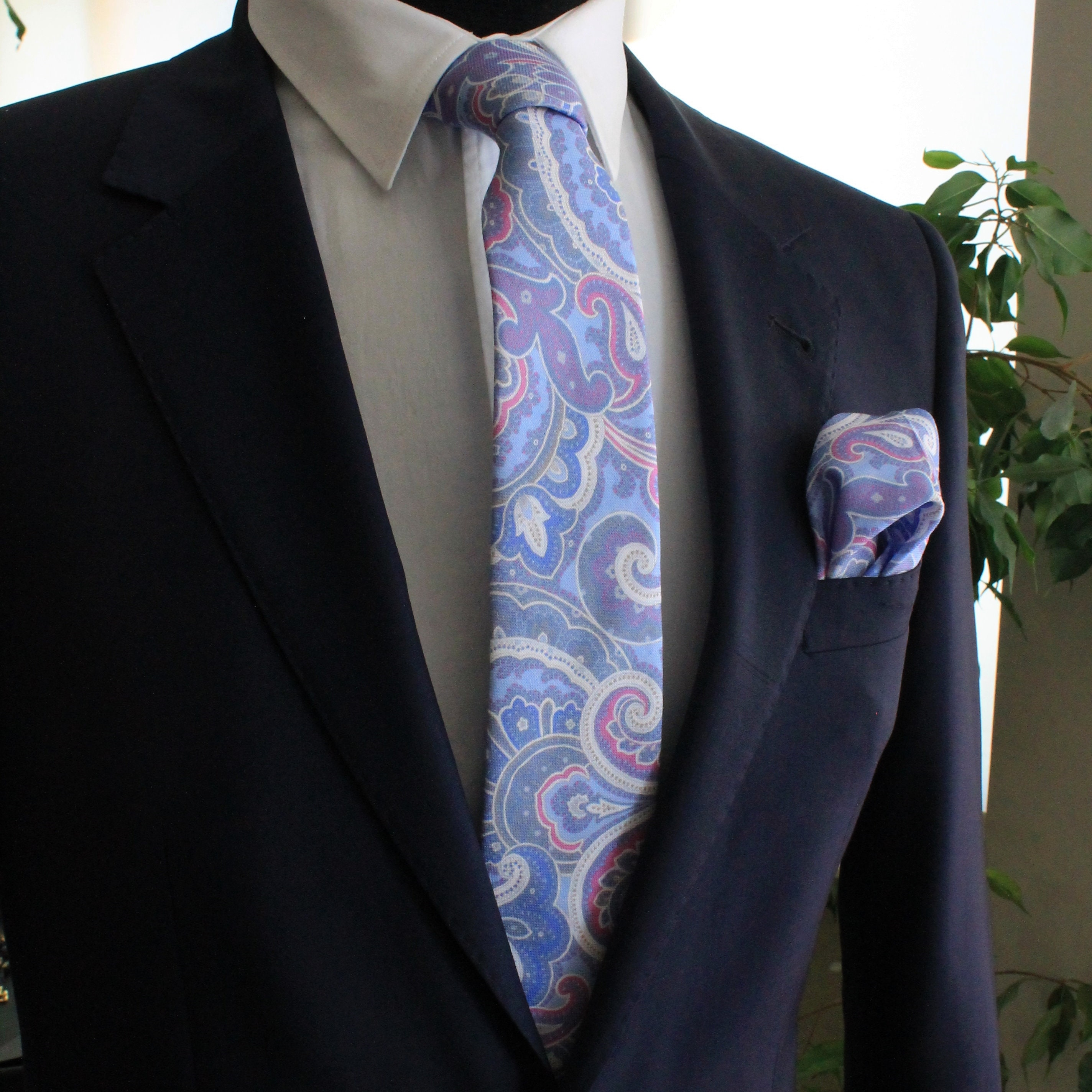 Kravat ve Mendil Hediye Seti