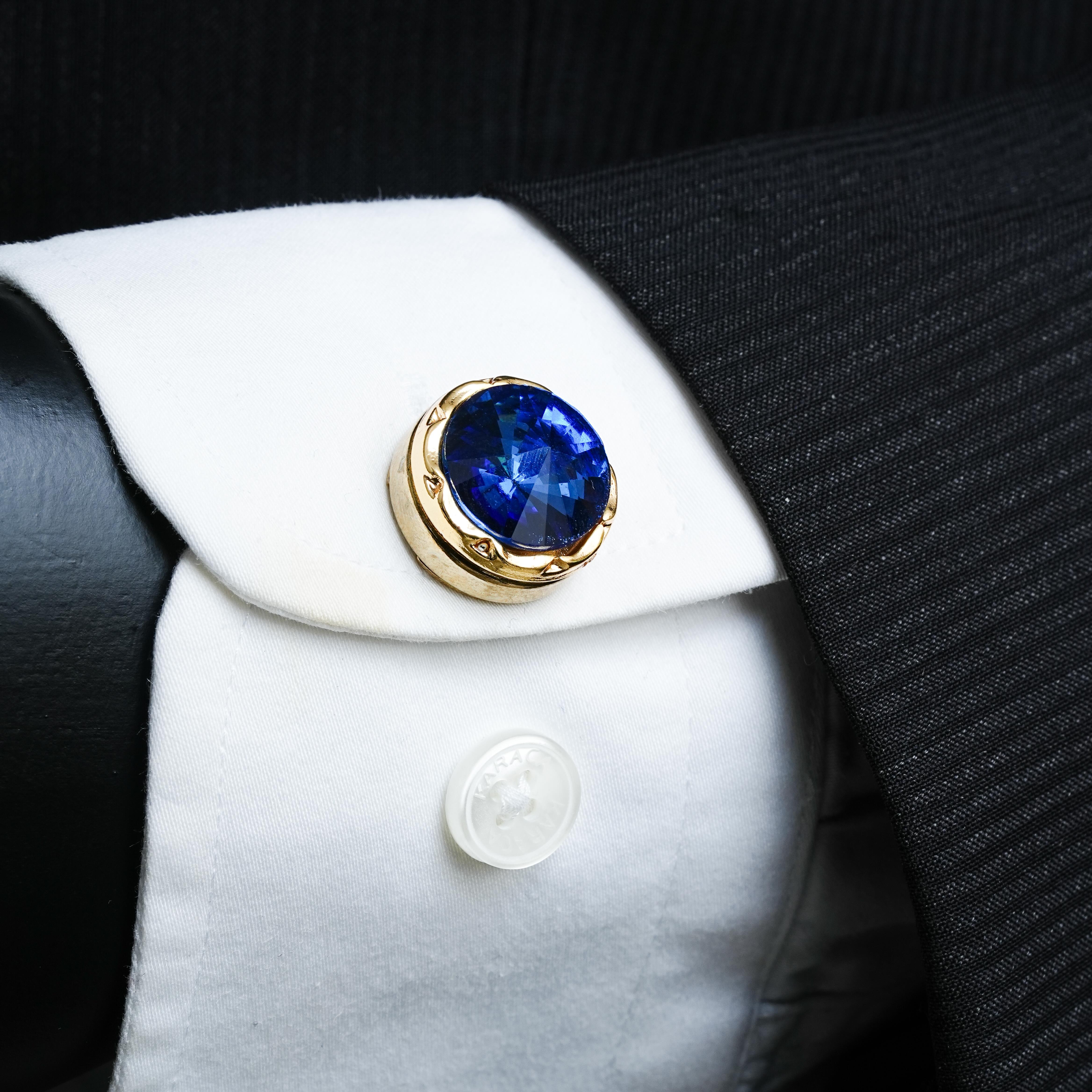 Mavi Taşlı Geçmeli Kol Düğmesi 