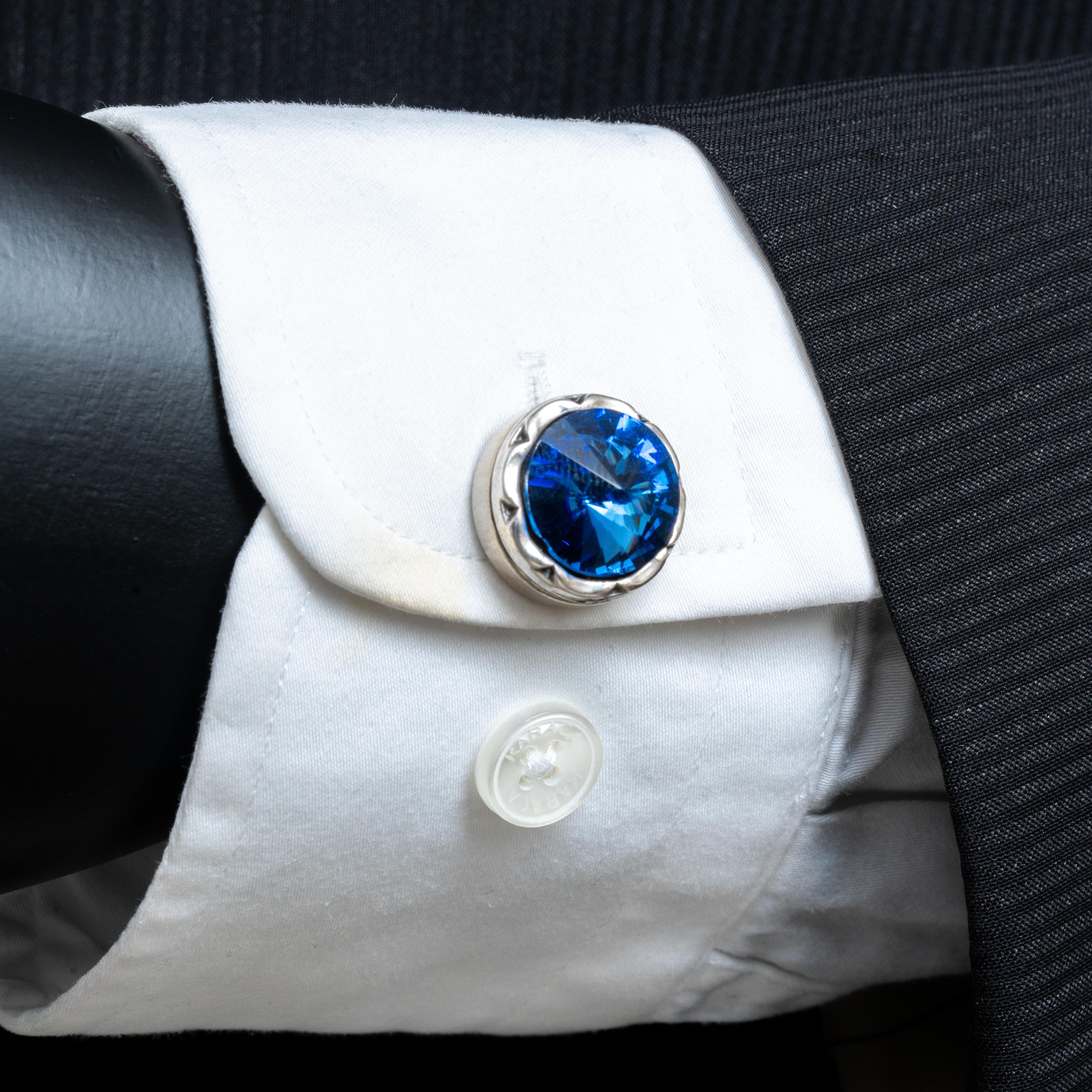 Mavi Taşlı Geçmeli Kol Düğmesi 