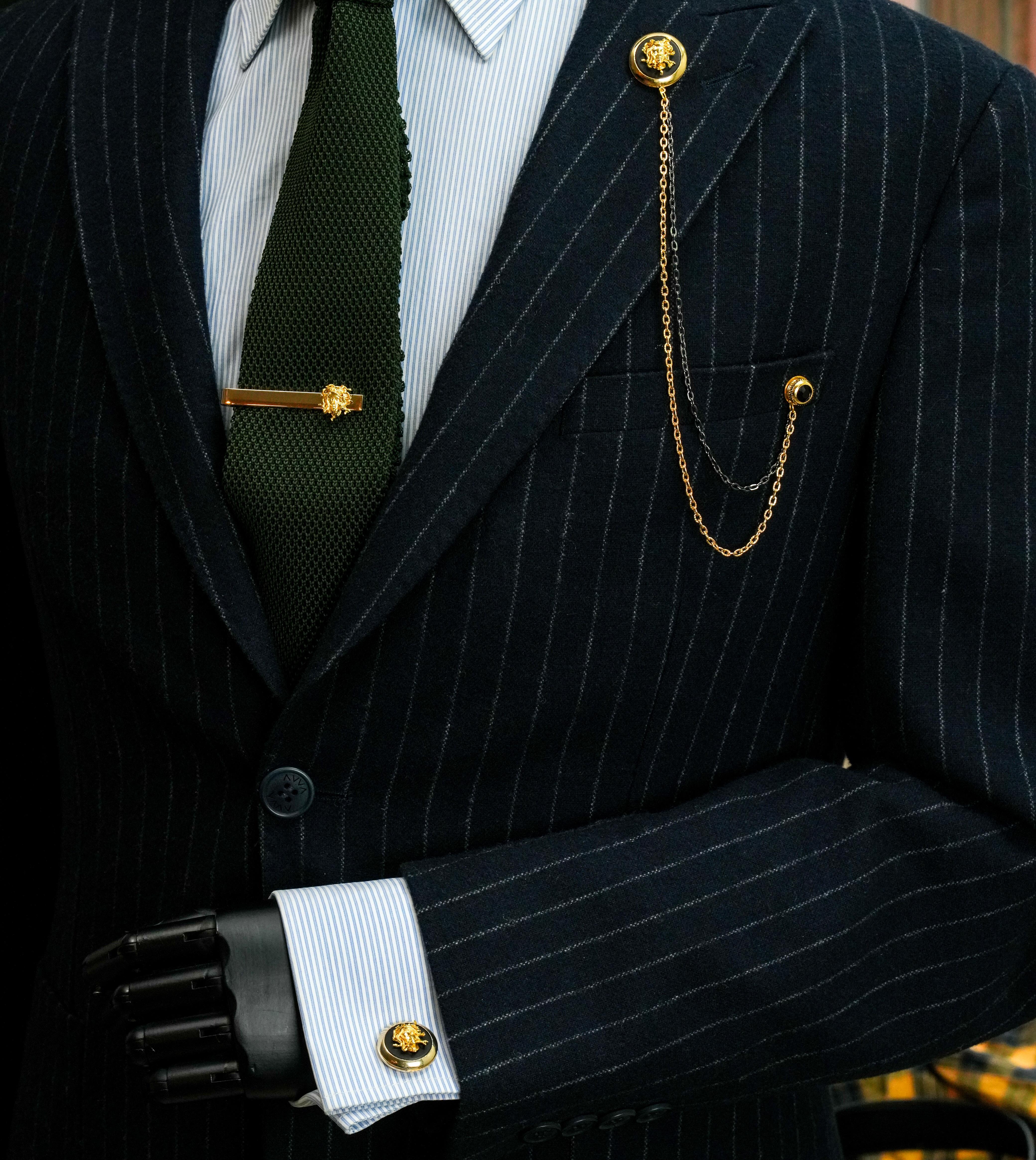 Medusa Figürlü Kol Düğmesi 