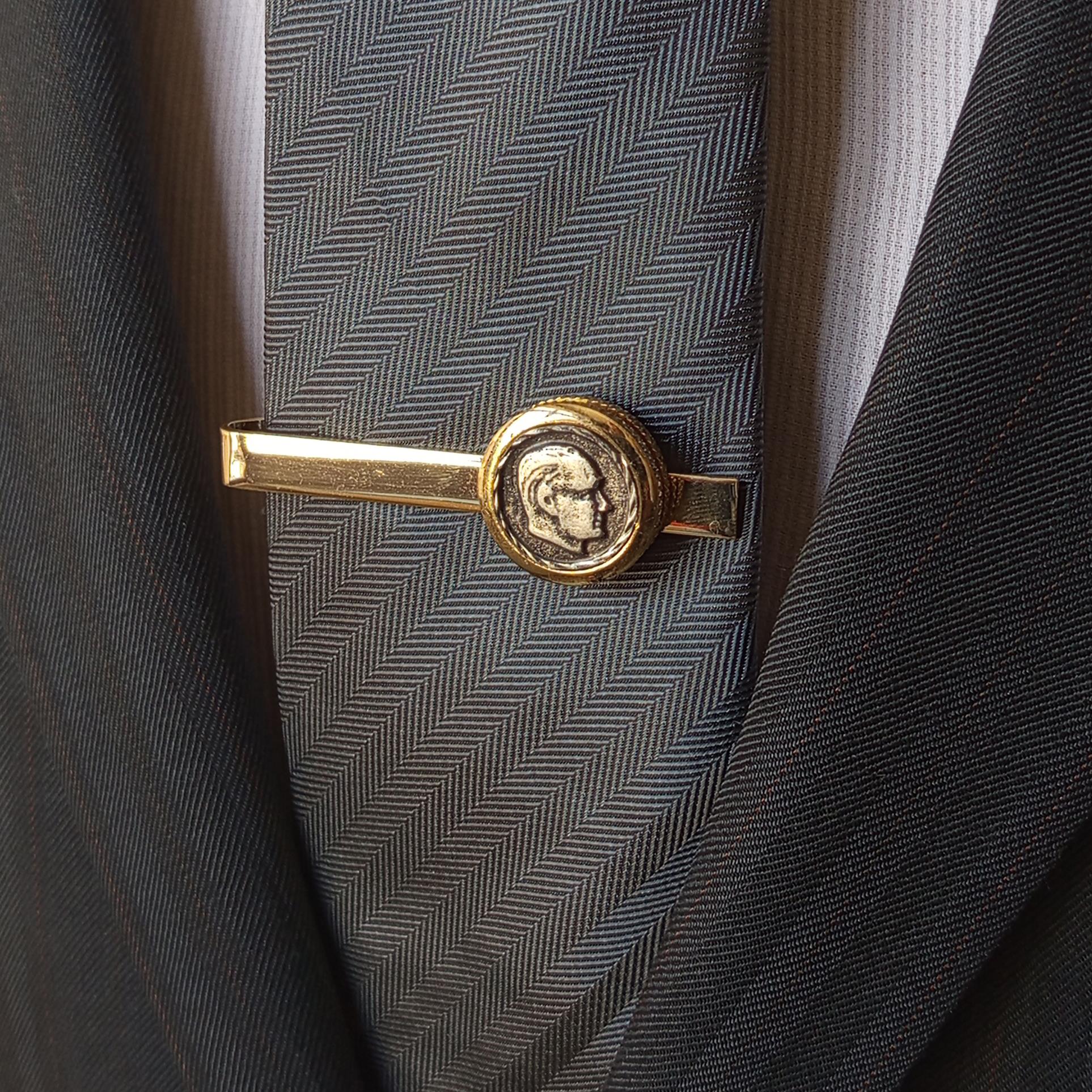 Mustafa Kemal Atatürk Figürlü Kravat İğnesi